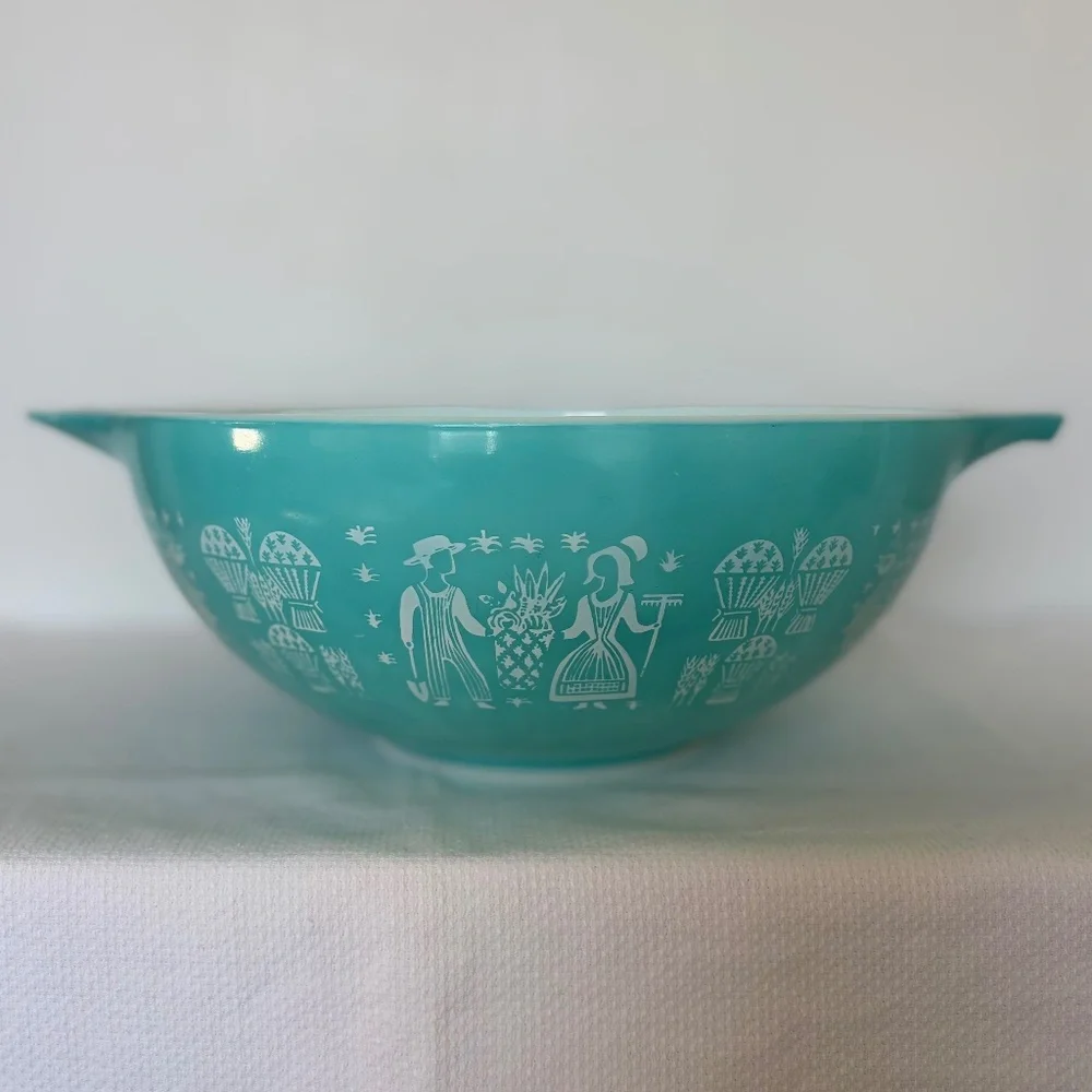 Vintage PYREX 444 Large 4 QT Amish Butterprint Cinderella Mixing Bowl - Picture 3 of 12